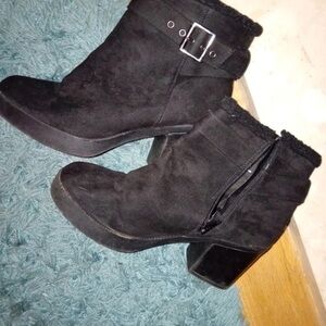 New Look Black Suede Heeled Boots